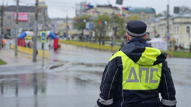 41 дружинник следит за порядком на Первомайских мероприятиях в Иванове